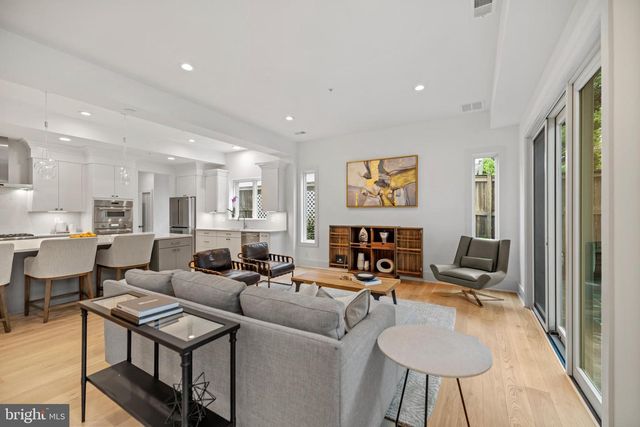8609 WOODBROOK LN, Chevy Chase, MD 20815