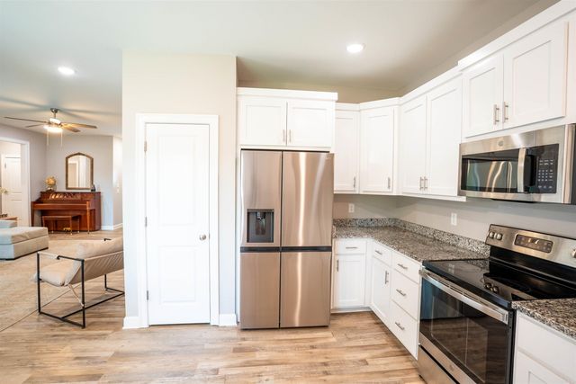 33 Canten Cove, Greenbrier, AR 72058