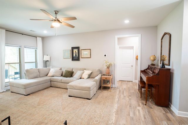 33 Canten Cove, Greenbrier, AR 72058