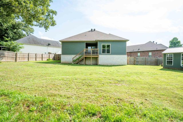 33 Canten Cove, Greenbrier, AR 72058