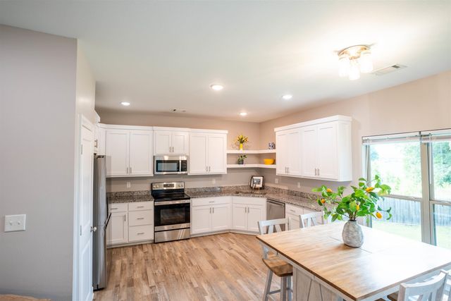 33 Canten Cove, Greenbrier, AR 72058