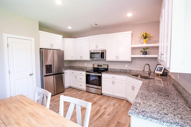 33 Canten Cove, Greenbrier, AR 72058