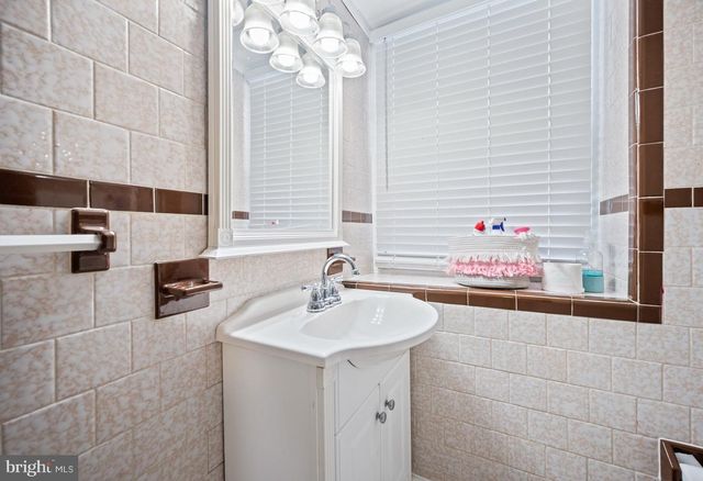 320 WISEWELL, Halethorpe, MD 21227