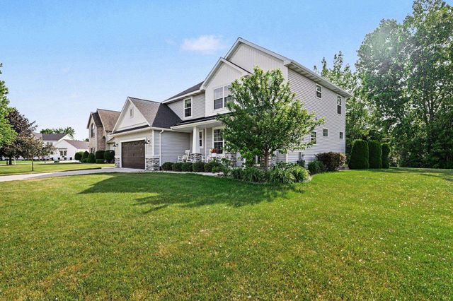 1445 Wallinda Street, Essexville, MI 48732