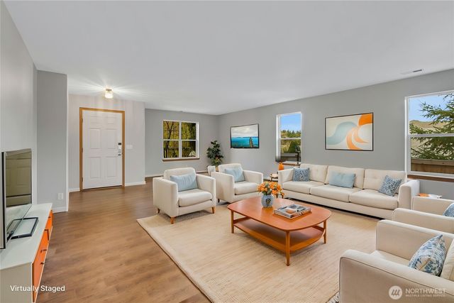 20607 197th Avenue E, Orting, WA 98360