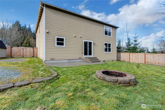 20607 197th Avenue E, Orting, WA 98360