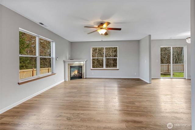 20607 197th Avenue E, Orting, WA 98360