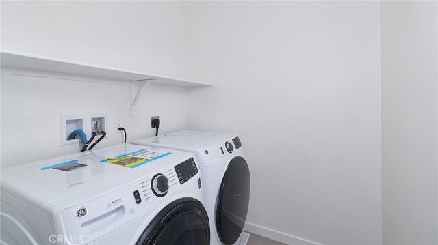 6114 Valentina Way 305, Eastvale, CA 92880