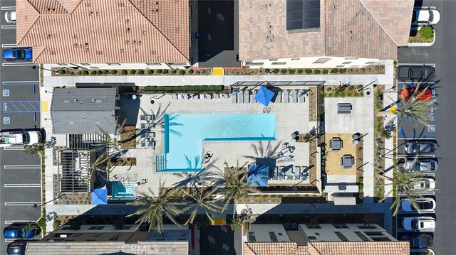 6114 Valentina Way 305, Eastvale, CA 92880