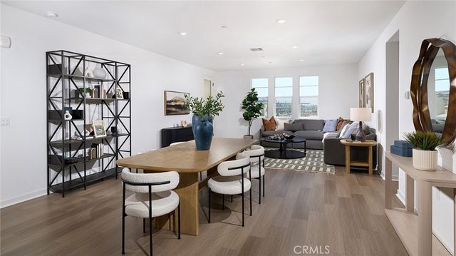 6114 Valentina Way 305, Eastvale, CA 92880