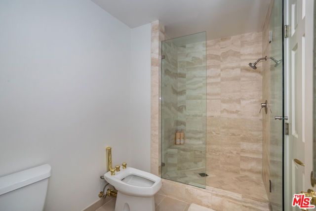 10724 Wilshire Boulevard 1005, Los Angeles, CA 90024