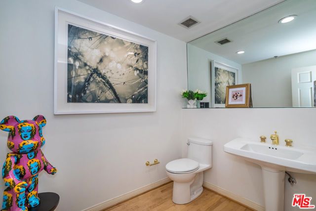10724 Wilshire Boulevard 1005, Los Angeles, CA 90024