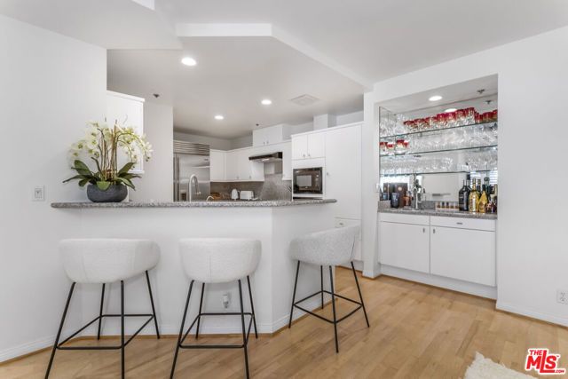 10724 Wilshire Boulevard 1005, Los Angeles, CA 90024