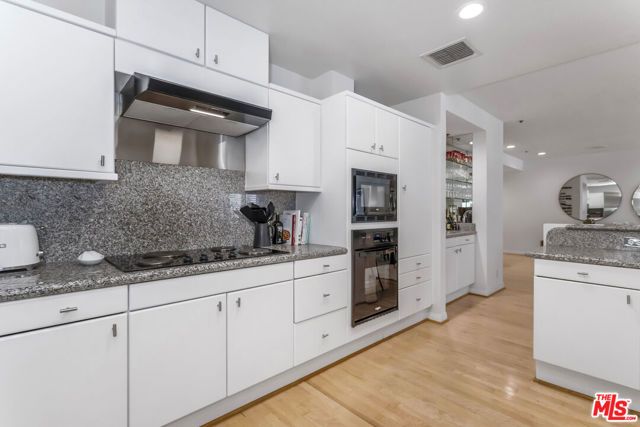 10724 Wilshire Boulevard 1005, Los Angeles, CA 90024