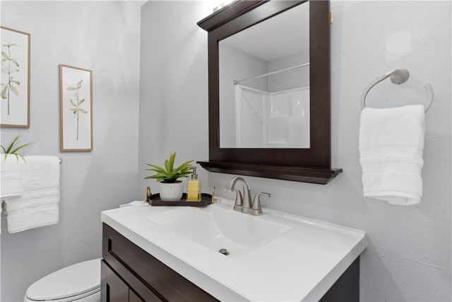 601 Glasgow Lane, Bentonville, AR 72712