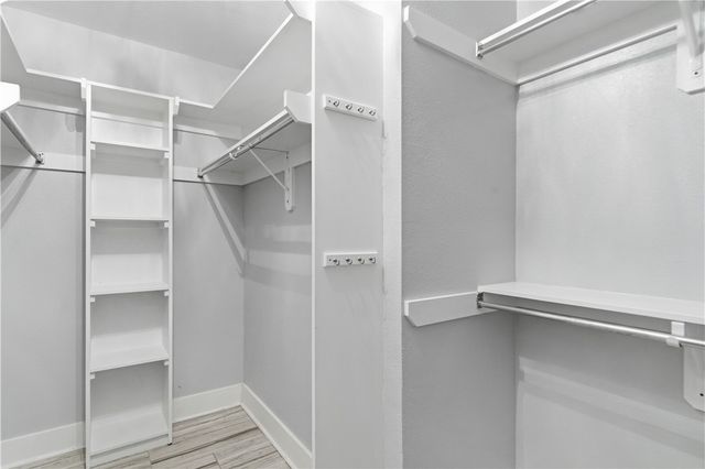 601 Glasgow Lane, Bentonville, AR 72712