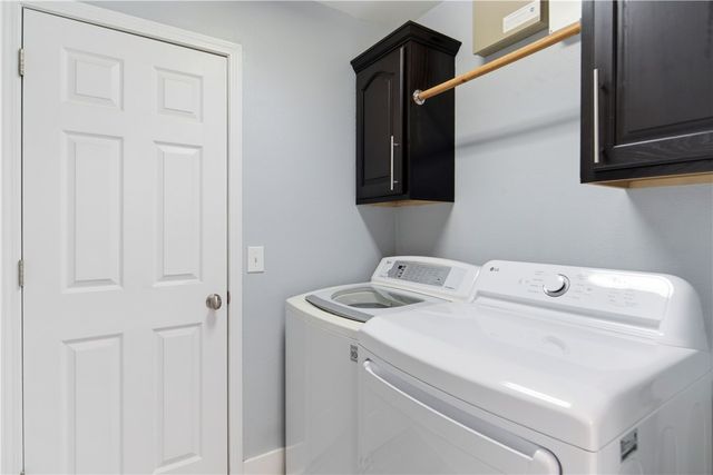 601 Glasgow Lane, Bentonville, AR 72712