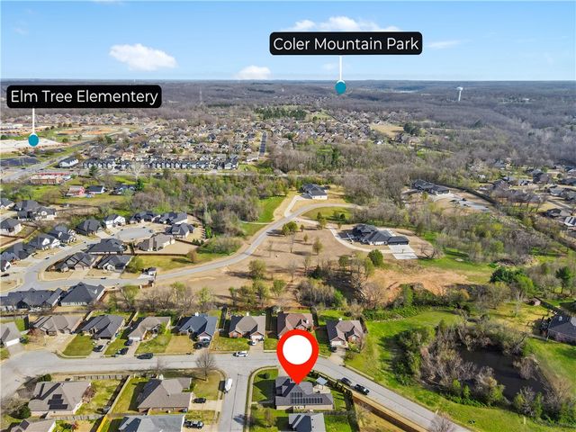 601 Glasgow Lane, Bentonville, AR 72712