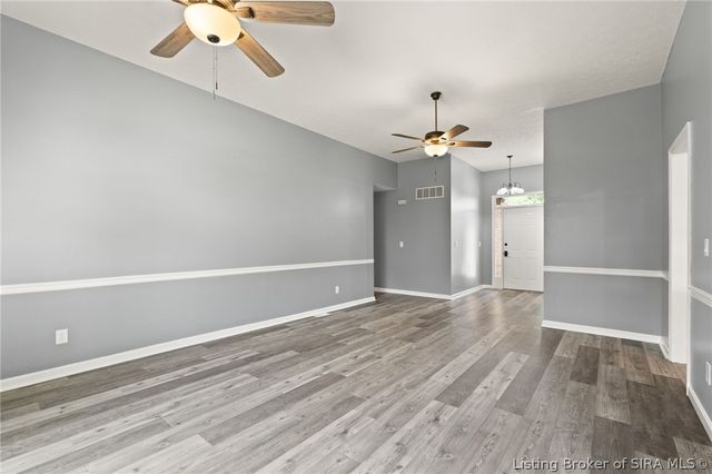 8408 Plum Run Drive, Sellersburg, IN 47172