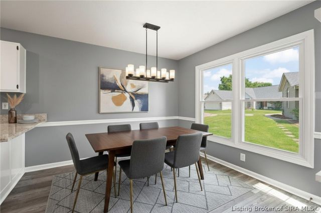 8408 Plum Run Drive, Sellersburg, IN 47172
