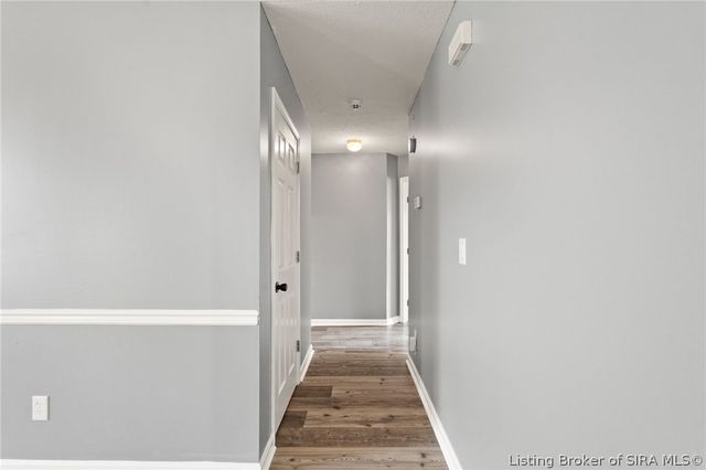 8408 Plum Run Drive, Sellersburg, IN 47172