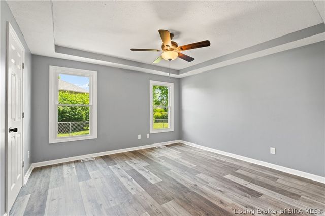 8408 Plum Run Drive, Sellersburg, IN 47172