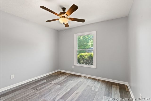 8408 Plum Run Drive, Sellersburg, IN 47172