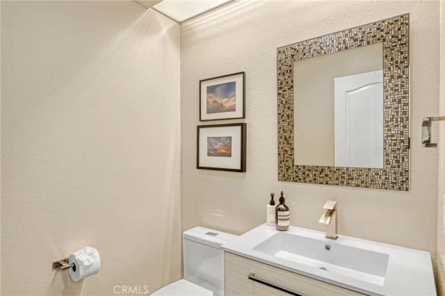 7439 Dorie Drive, West Hills, CA 91307