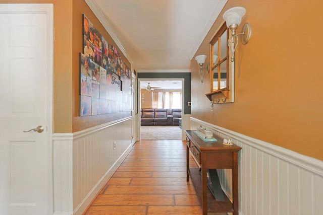 24 Waldo St, Dracut, MA 01826
