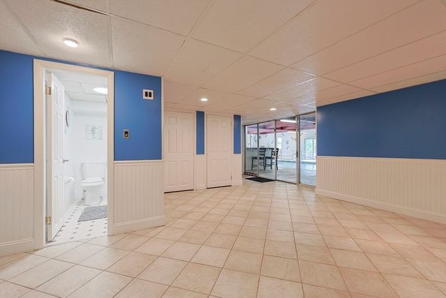24 Waldo St, Dracut, MA 01826