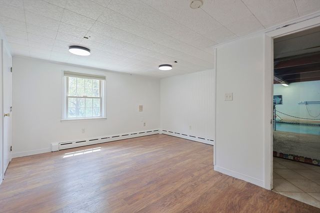 24 Waldo St, Dracut, MA 01826