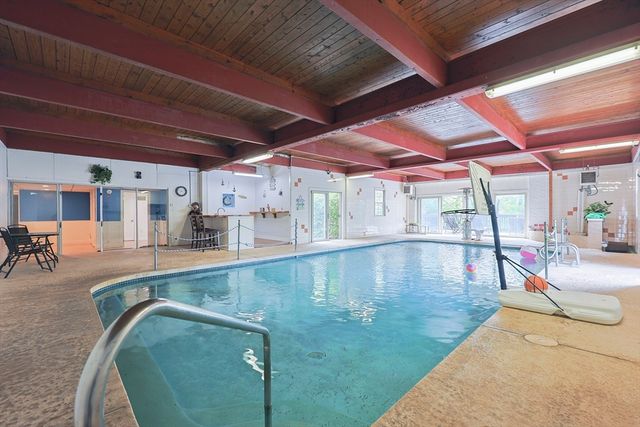 24 Waldo St, Dracut, MA 01826