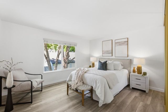 905 W Middlefield Road 972, Mountain View, CA 94043