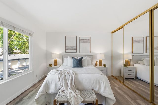905 W Middlefield Road 972, Mountain View, CA 94043