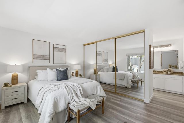 905 W Middlefield Road 972, Mountain View, CA 94043