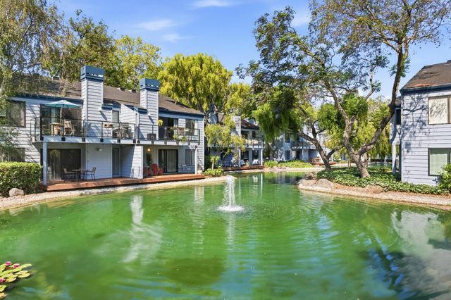 905 W Middlefield Road 972, Mountain View, CA 94043