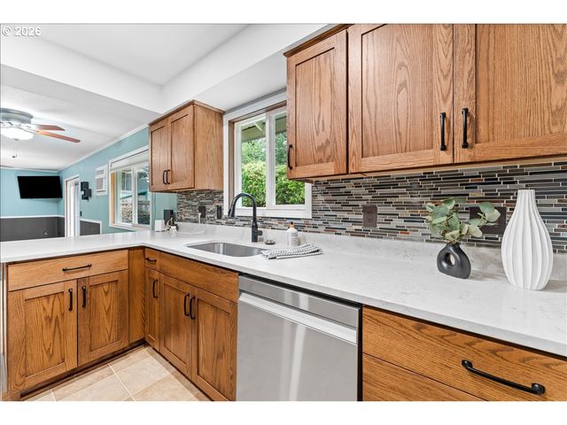 8805 Ne 112TH Ave, Vancouver, WA 98662