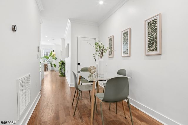 204 Bowers St, Jersey City, NJ 07307