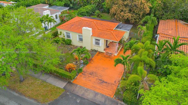 512 Mendoza Ave, Coral Gables, FL 33134