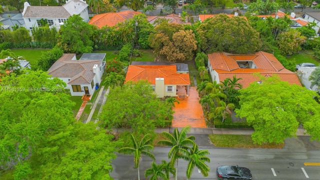 512 Mendoza Ave, Coral Gables, FL 33134