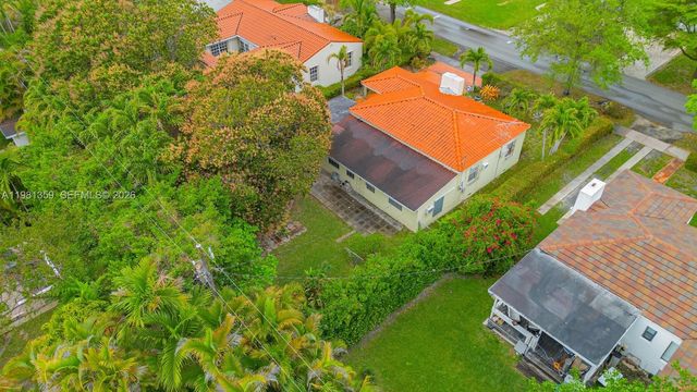 512 Mendoza Ave, Coral Gables, FL 33134