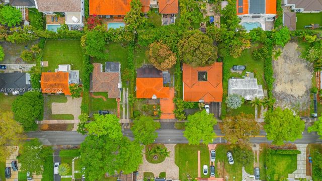 512 Mendoza Ave, Coral Gables, FL 33134