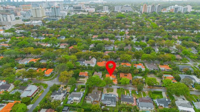 512 Mendoza Ave, Coral Gables, FL 33134