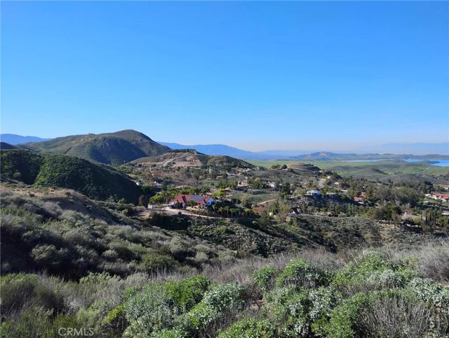 39 Burwood, Perris, CA 92570