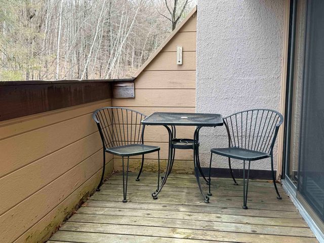 1275 Notchbrook Rd Apt 20AB, Stowe, VT 05672