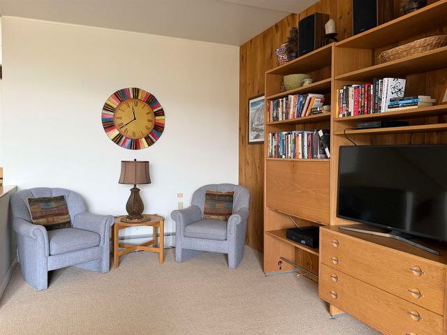 1275 Notchbrook Rd Apt 20AB, Stowe, VT 05672