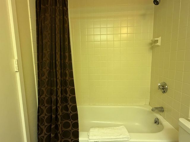 1275 Notchbrook Rd Apt 20AB, Stowe, VT 05672