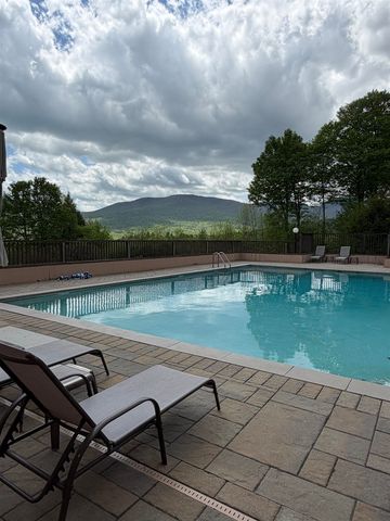 1275 Notchbrook Rd Apt 20AB, Stowe, VT 05672