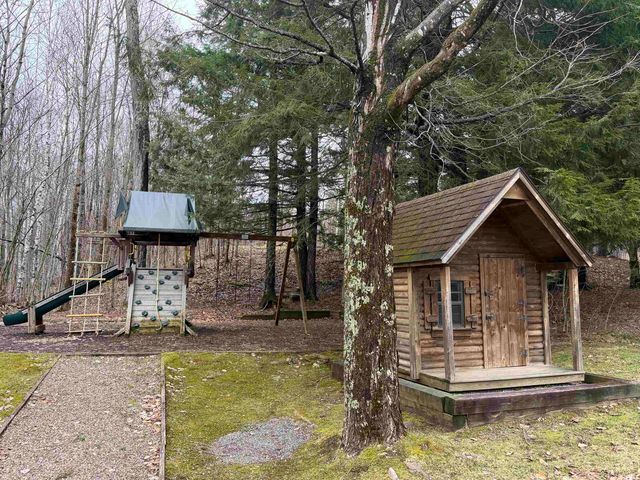 1275 Notchbrook Rd Apt 20AB, Stowe, VT 05672
