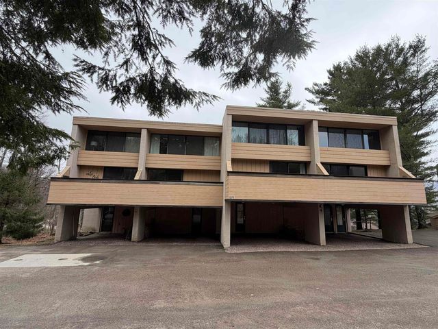 1275 Notchbrook Rd Apt 20AB, Stowe, VT 05672
